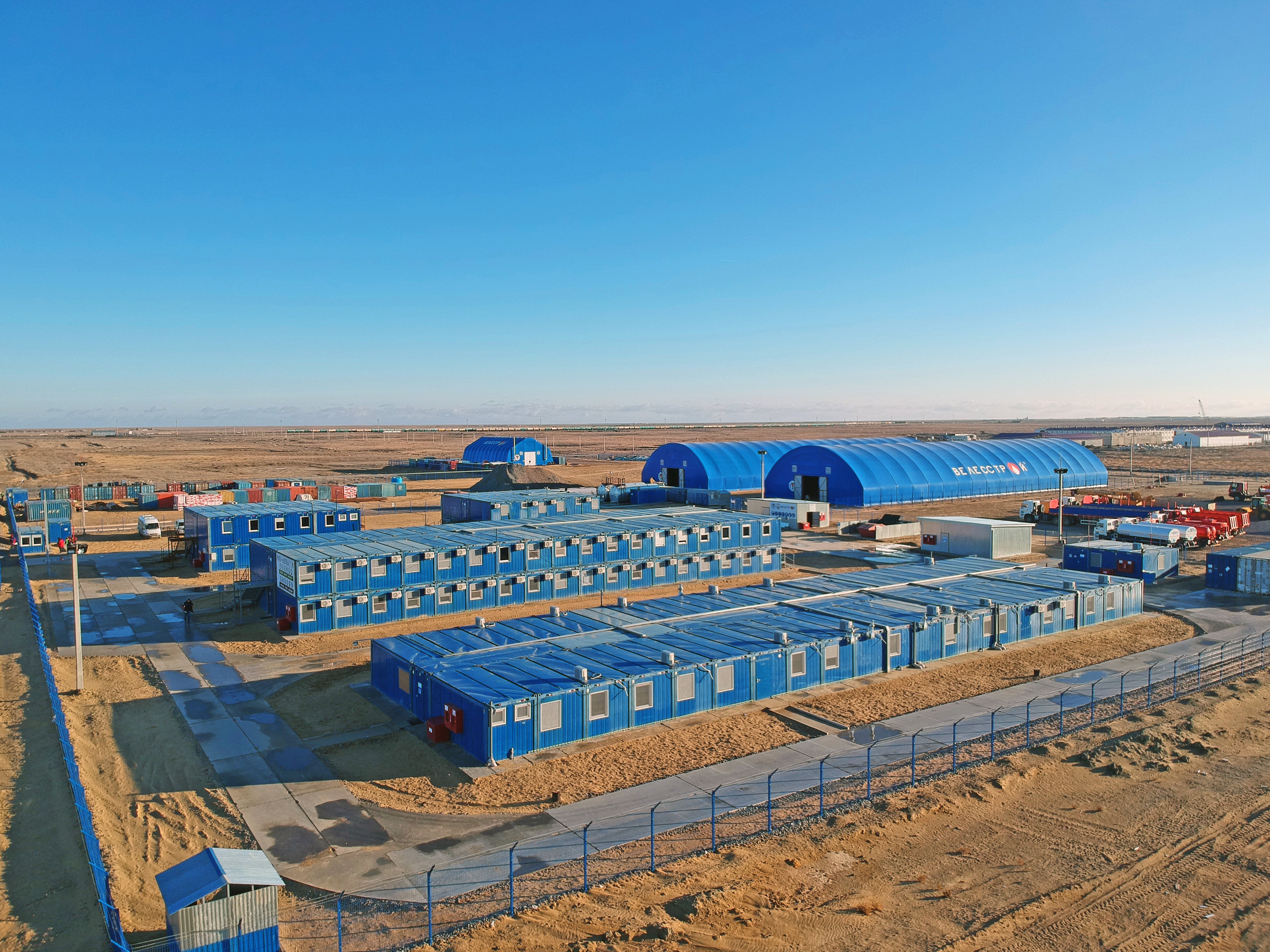 Большое модульное здание